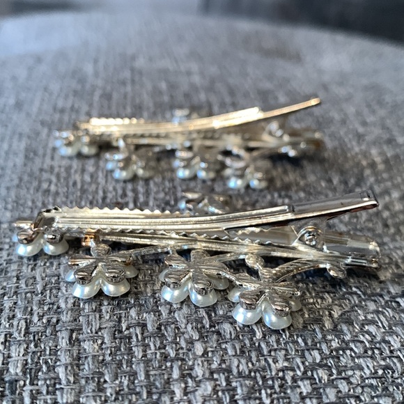 Gorgeous Flower Hair Clips - Picture 14 of 16